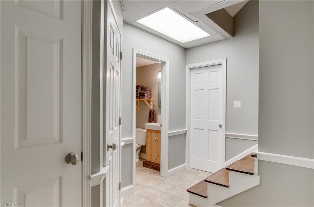 960 Bryanplace Road Winston-Salem, NC 27104 - Photo 27 of 30 Basement full bath