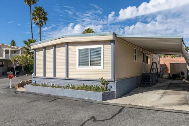 $269,000 | 101 Havenview Lane, Unit 101, Oceanside, CA 92056