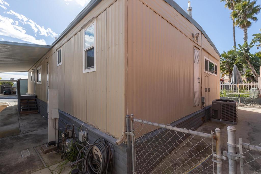 101 Havenview Lane, Unit 101 Oceanside, CA 92056 - Photo 7 of 19