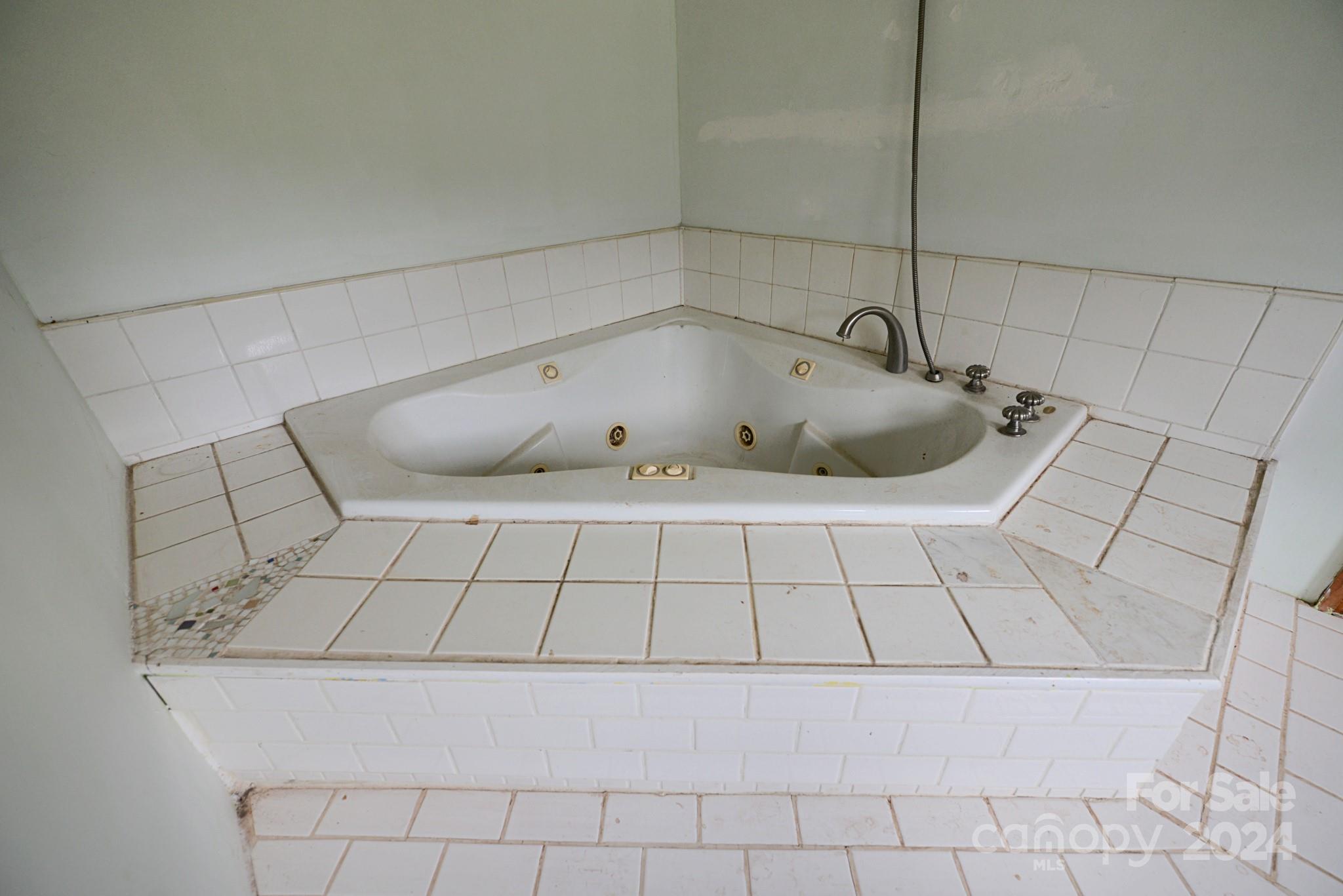 95 Maple Springs Road Sylva, NC 28779 - Photo 16 of 19 Gallery Image 16