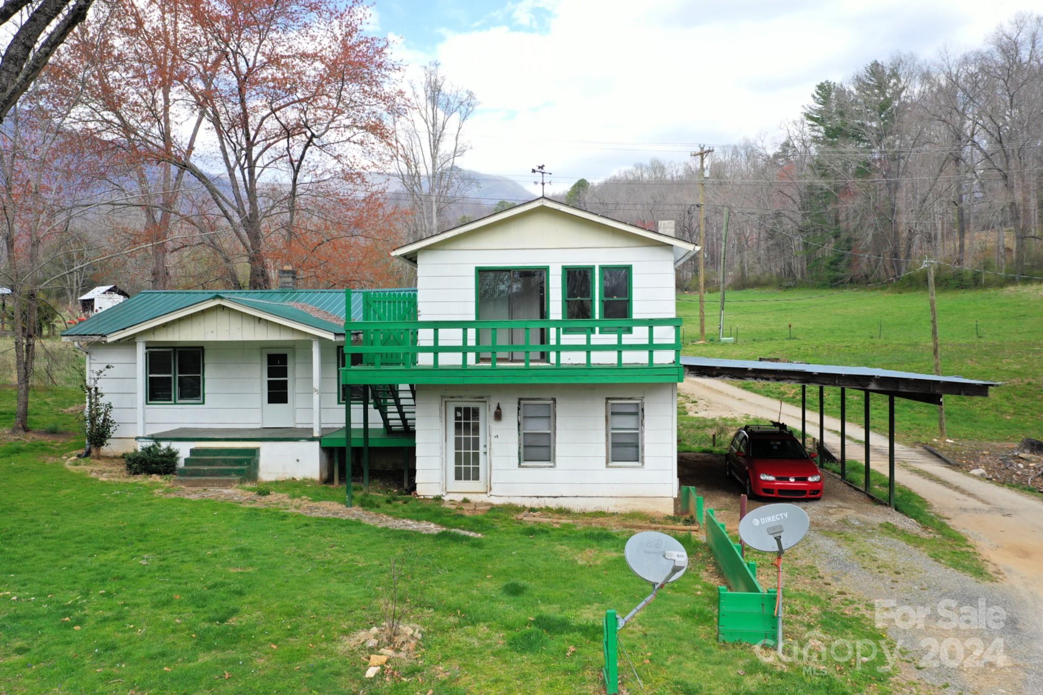 95 Maple Springs Road Sylva, NC 28779 - Photo 2 of 19 Gallery Image 2