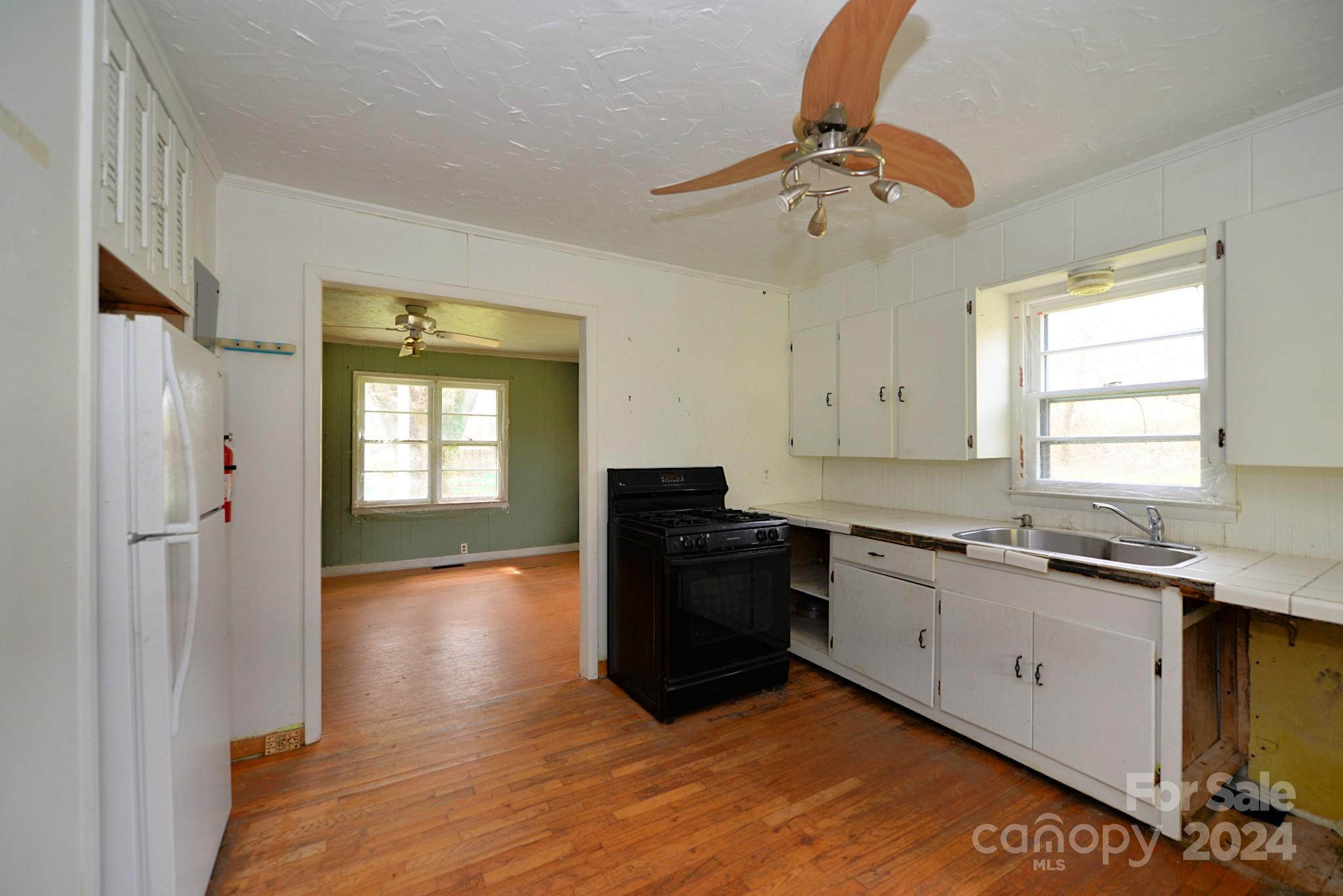95 Maple Springs Road Sylva, NC 28779 - Photo 10 of 19 Gallery Image 10