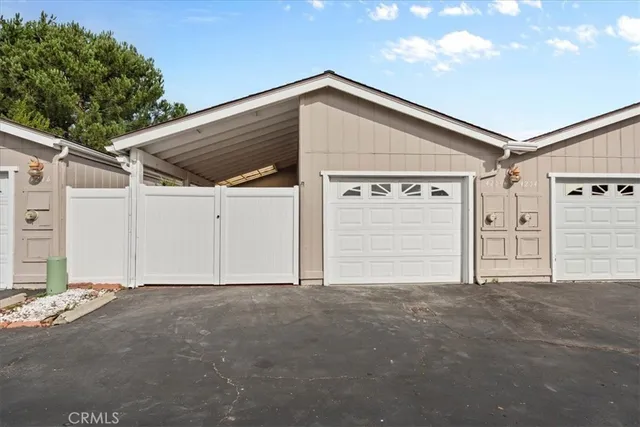 $589,900 | 4250 Dowitcher Way, Oceanside, CA 92057