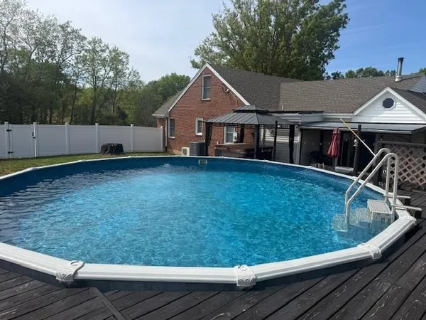 $390,000 | 11 2 Wood Lane, Staunton, VA 24401