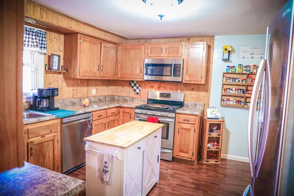 $390,000 | 11 2 Wood Lane, Staunton, VA 24401