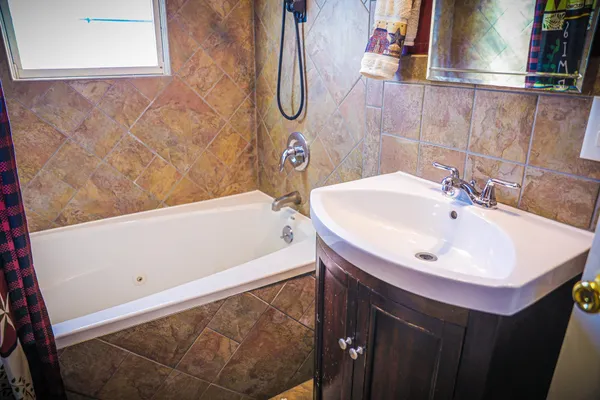 $400,000 | 11 2 Wood Lane, Staunton, VA 24401