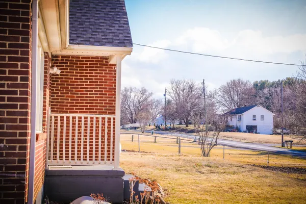 a view of entryway door of the house