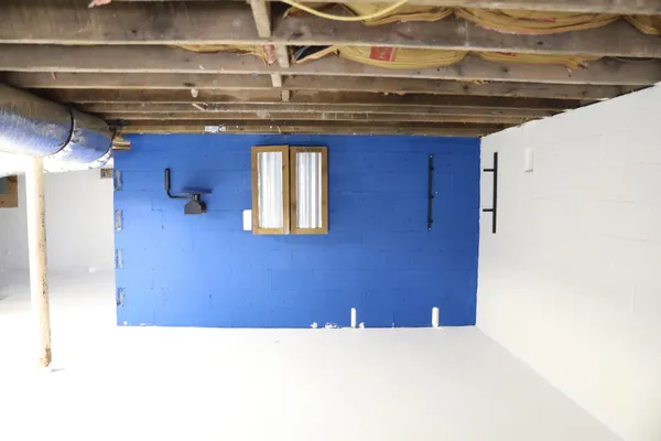 $390,000 | 11 2 Wood Lane, Staunton, VA 24401