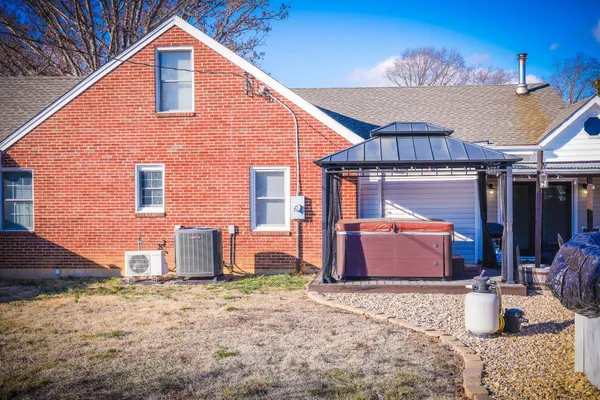$400,000 | 11 2 Wood Lane, Staunton, VA 24401