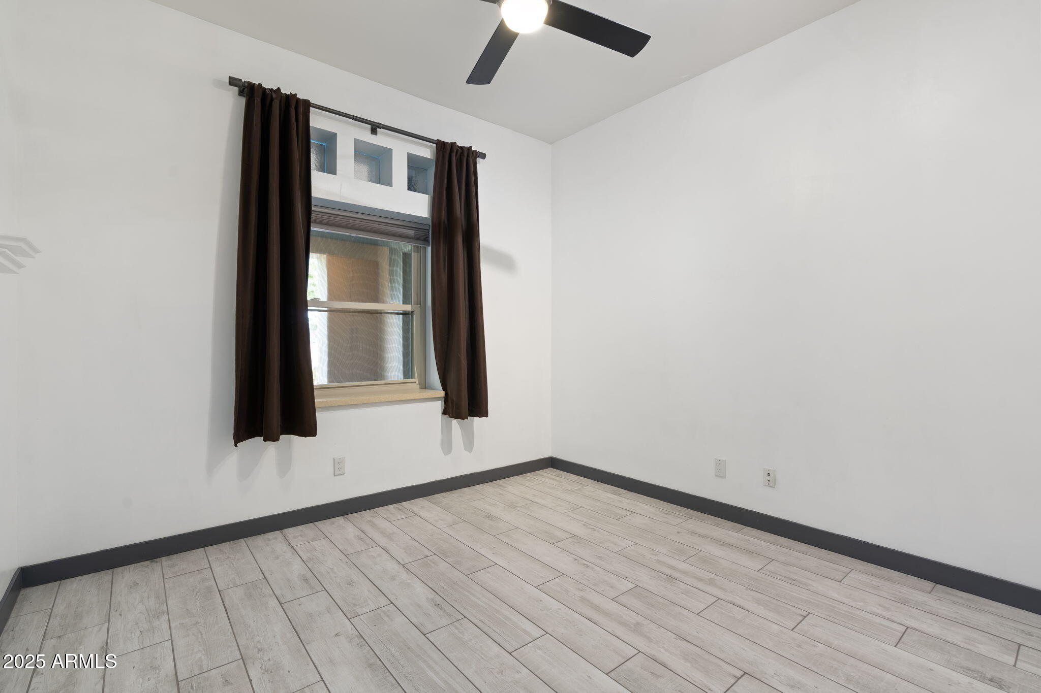 9433 South Stanley Place Tempe, AZ 85284 - Photo 19 of 47 Guest Bedroom