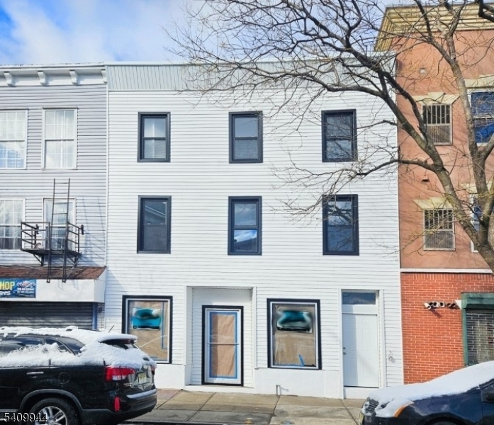 130 1st Street, Unit 4 Elizabeth Port, NJ 07206 - Photo 1 of 14