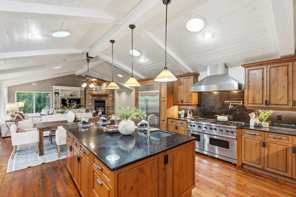 $974,900 | 45012 Mockingbird Lane, Ahwahnee, CA 93601