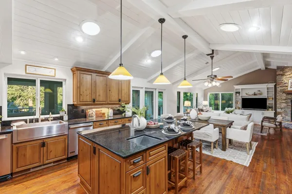 $974,900 | 45012 Mockingbird Lane, Ahwahnee, CA 93601