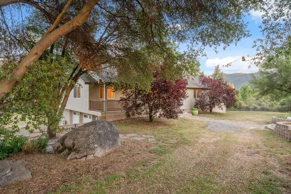 $974,900 | 45012 Mockingbird Lane, Ahwahnee, CA 93601