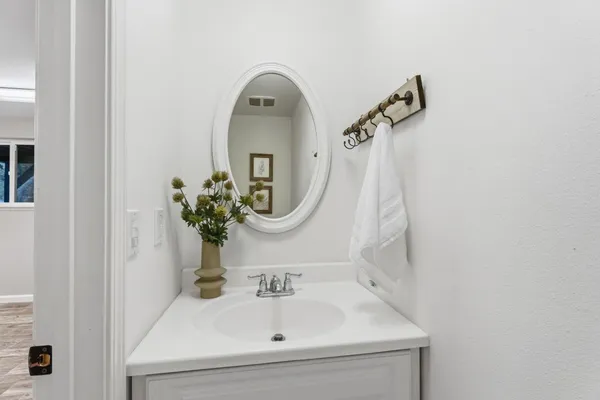 $974,900 | 45012 Mockingbird Lane, Ahwahnee, CA 93601