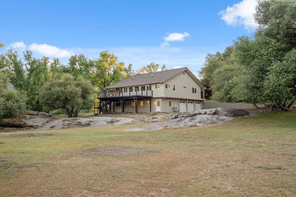 $974,900 | 45012 Mockingbird Lane, Ahwahnee, CA 93601