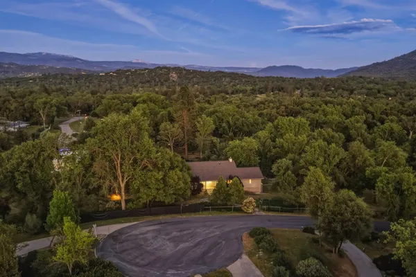 $974,900 | 45012 Mockingbird Lane, Ahwahnee, CA 93601