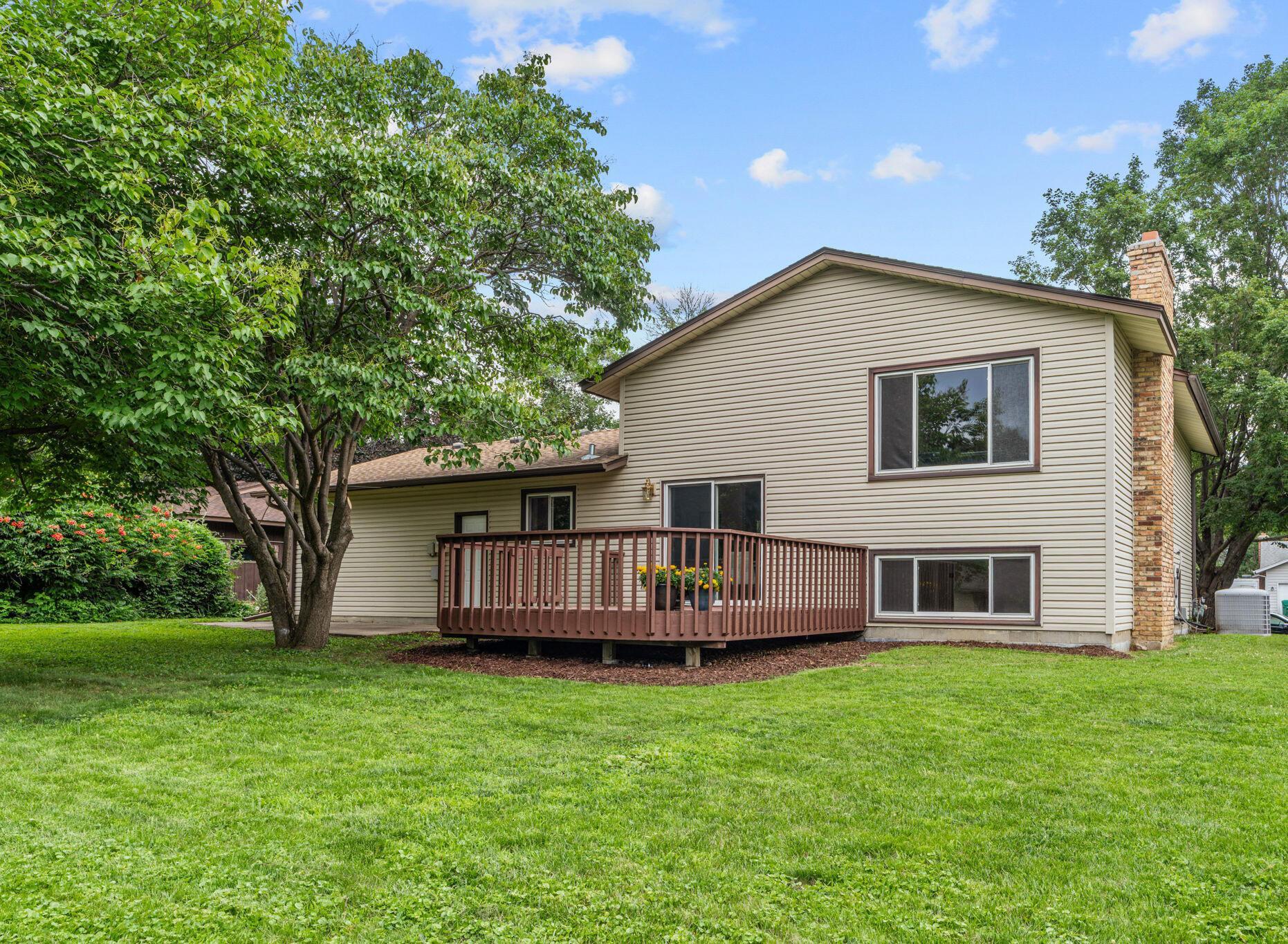 6589 East Fish Lake Road Maple Grove, MN 55369 - Photo 2 of 17