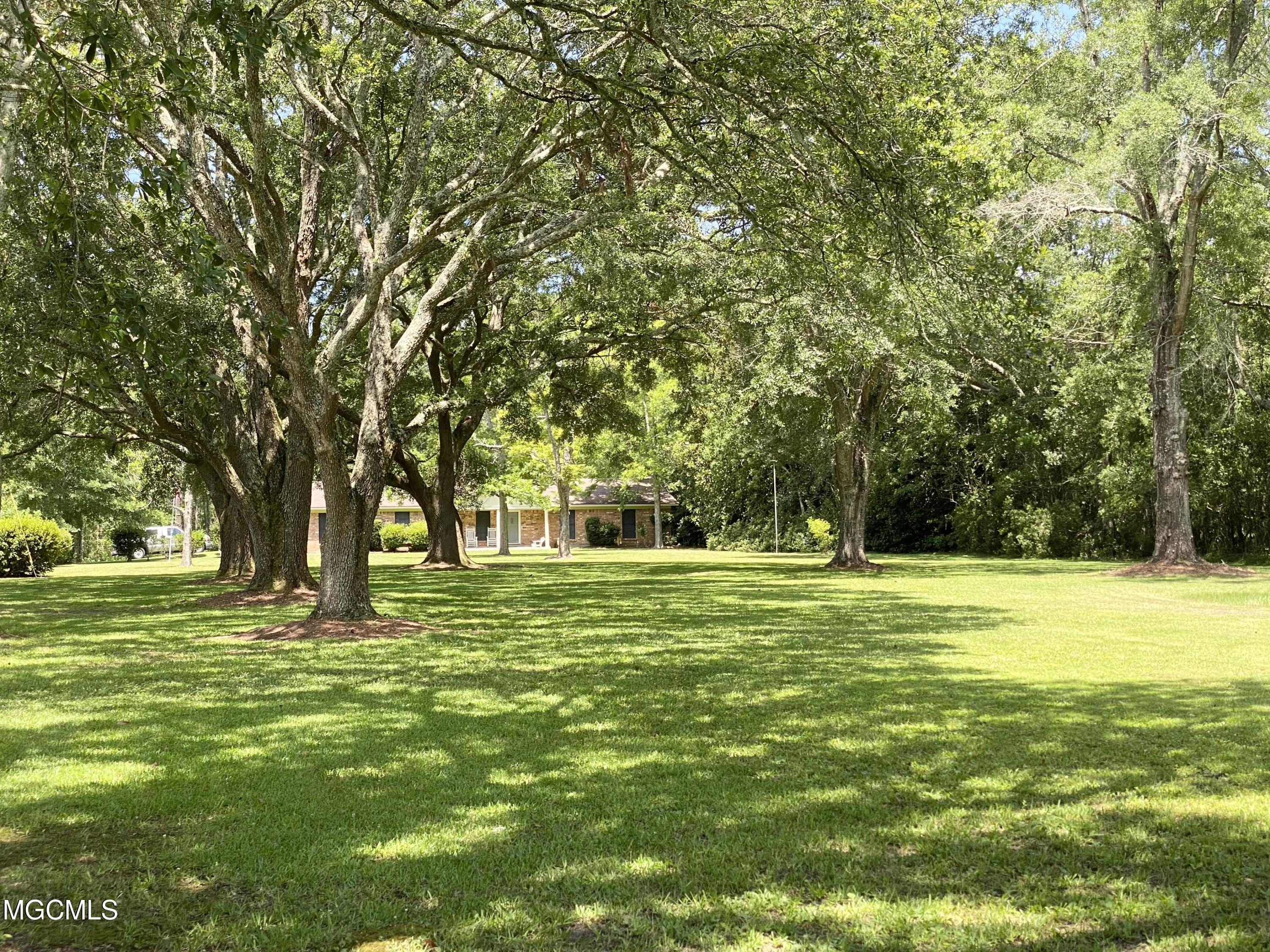 8701 Willow Branch Road Moss Point, MS 39562 - Photo 23 of 25 C9600B24-E2EE-4828-A55F-F1477F85A63B