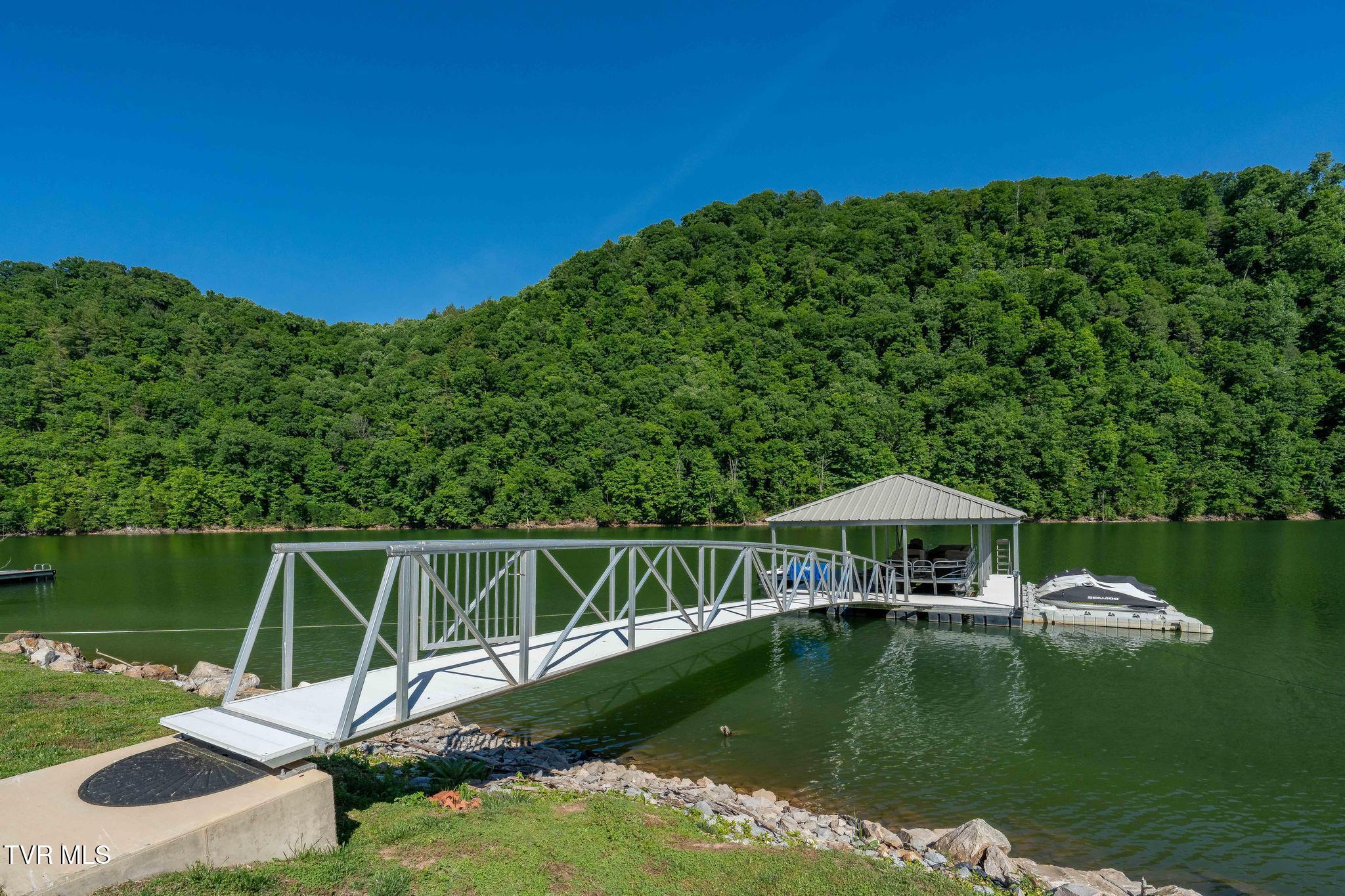 285 Cable Hollow Road Butler, TN 37640 - Photo 58 of 110 285 Cable Hollow Road (80 of 139)