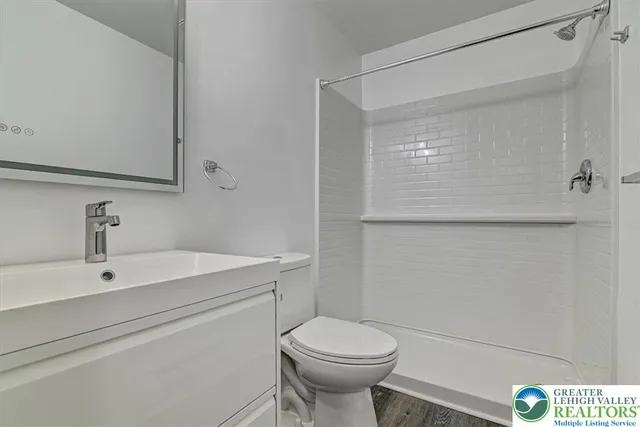 $2,450 | 198 White Pine Trail, East Stroudsburg, PA 18301