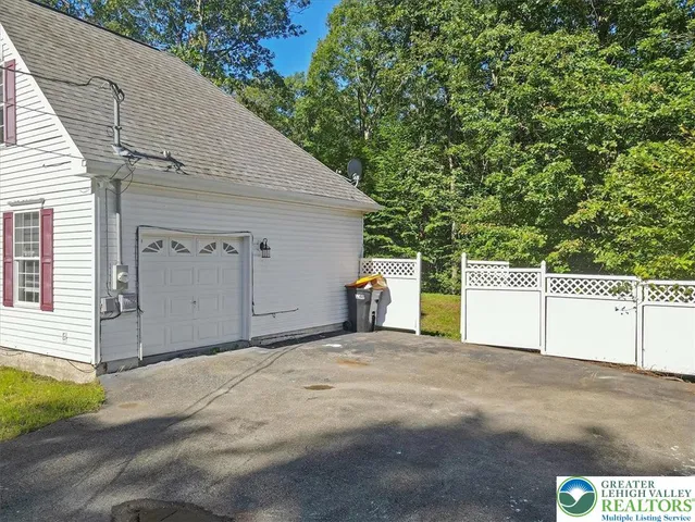 $2,450 | 198 White Pine Trail, East Stroudsburg, PA 18301