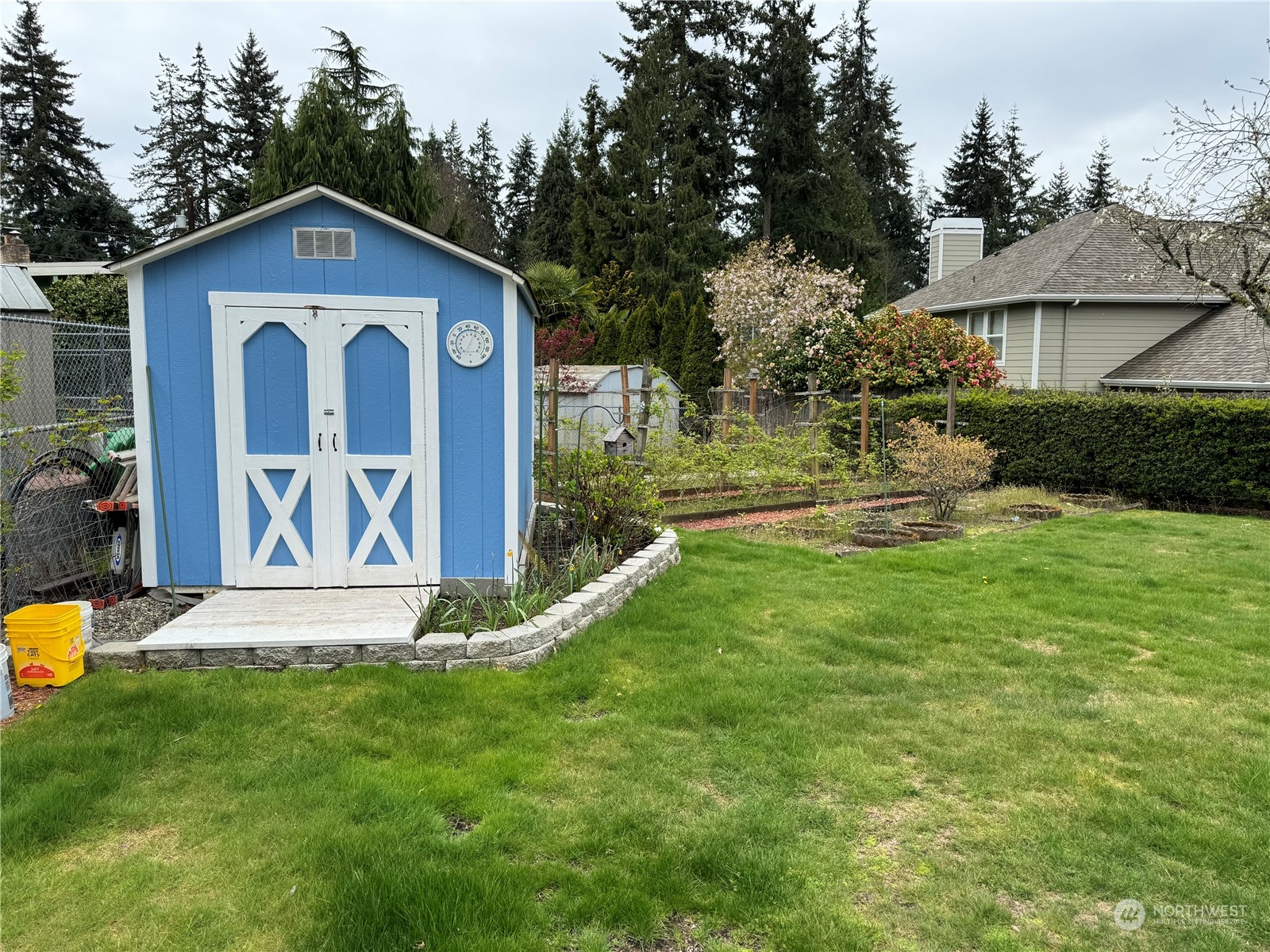 9704 236th Place Southwest Edmonds, WA 98020 - Photo 4 of 13 Gallery Image 4