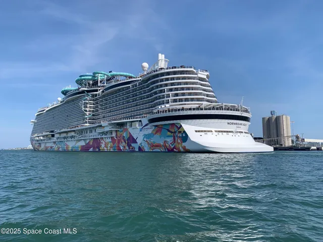 $2,200 | 718 Beach Park Lane, Unit V286, Cape Canaveral, FL 32920