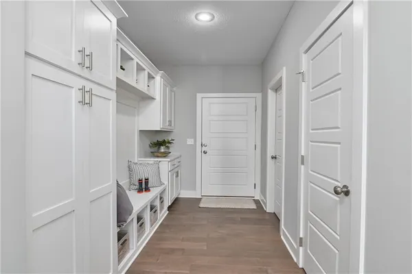 $699,950 | 9323 Pickering Street, Lenexa, KS 66227