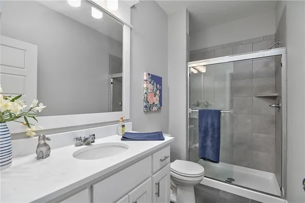 $699,950 | 9323 Pickering Street, Lenexa, KS 66227