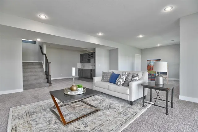 $709,950 | 9323 Pickering Street, Lenexa, KS 66227