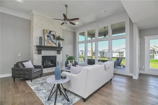 $699,950 | 9323 Pickering Street, Lenexa, KS 66227