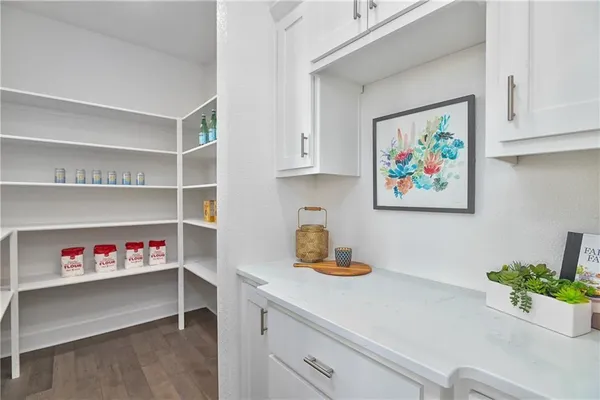 $699,950 | 9323 Pickering Street, Lenexa, KS 66227