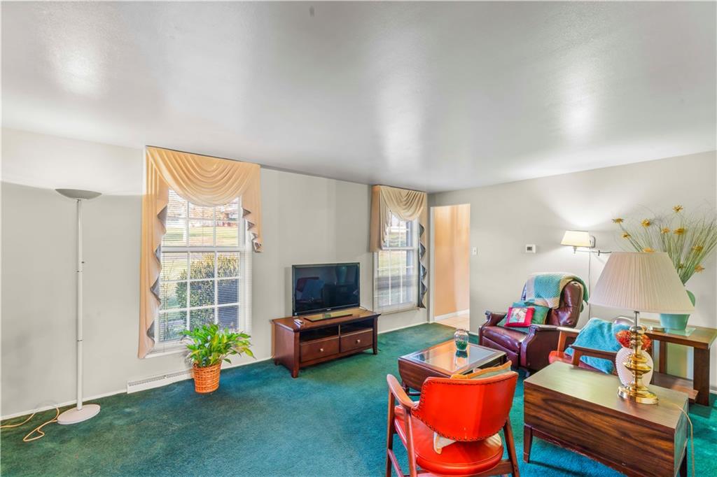 926 Bebout Road Venetia, PA 15367 - Photo 8 of 32 Gallery Image 8