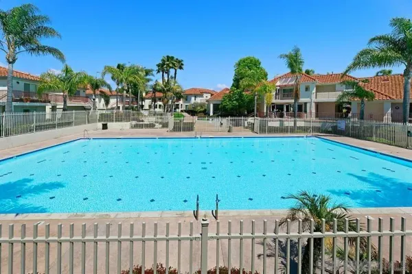 $2,800 | 405 Stoney Point Way, Unit 89, Oceanside, CA 92058