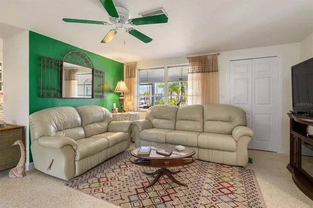 $349,900 | 2091 Oyster Creek Drive, Englewood, FL 34224