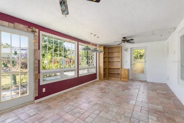 $349,900 | 2091 Oyster Creek Drive, Englewood, FL 34224