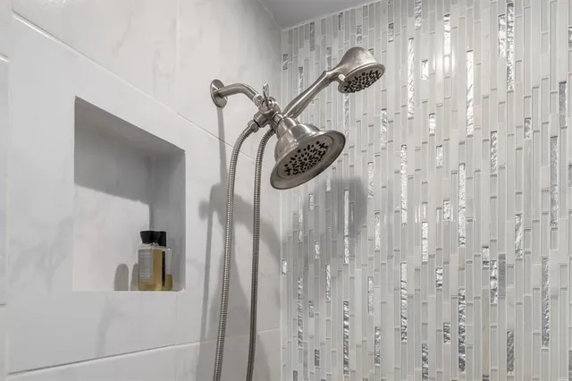 $349,900 | 2091 Oyster Creek Drive, Englewood, FL 34224