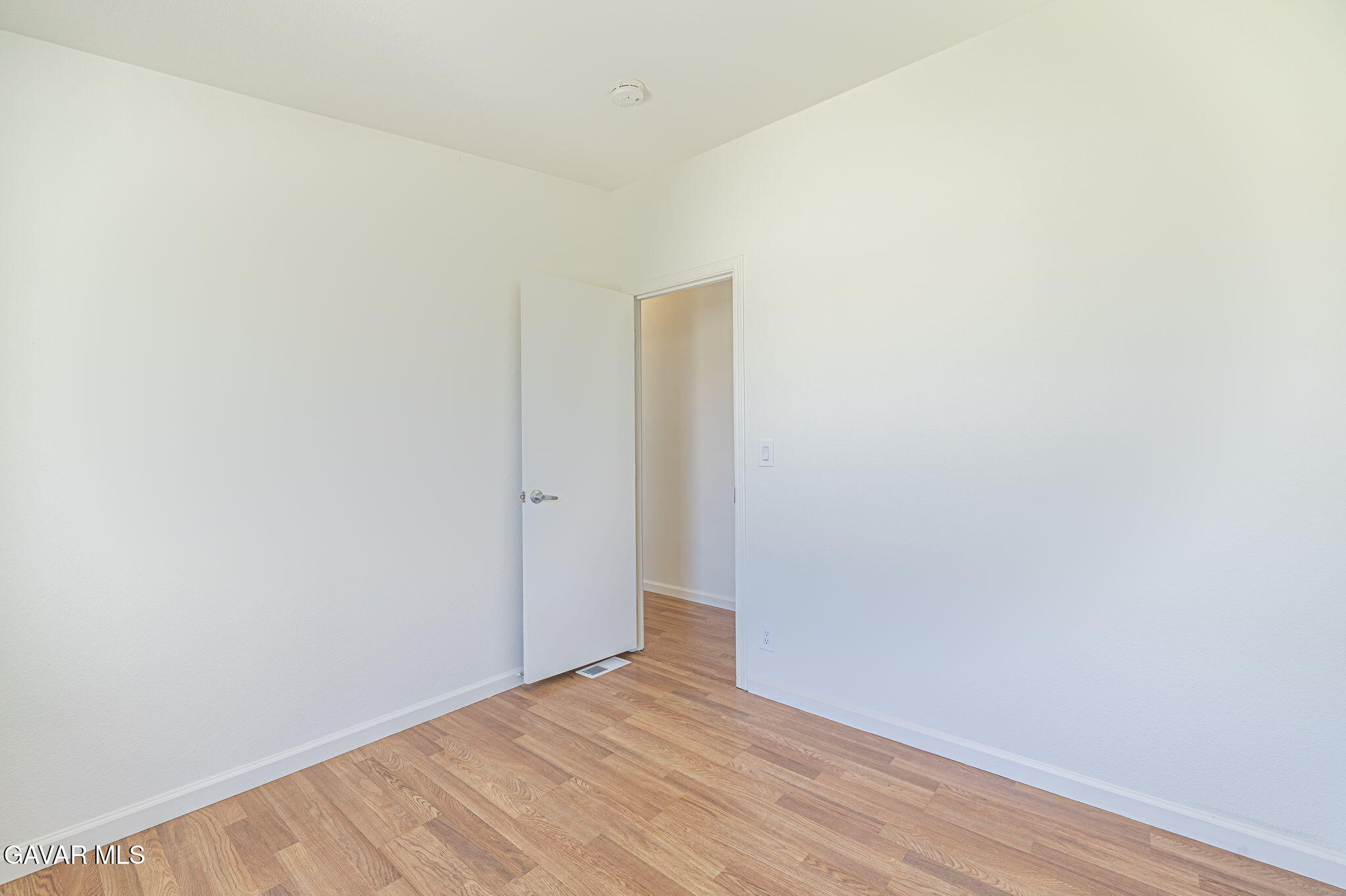 26321 Olanche Street Mojave, CA 93501 - Photo 24 of 40 a view of an empty room