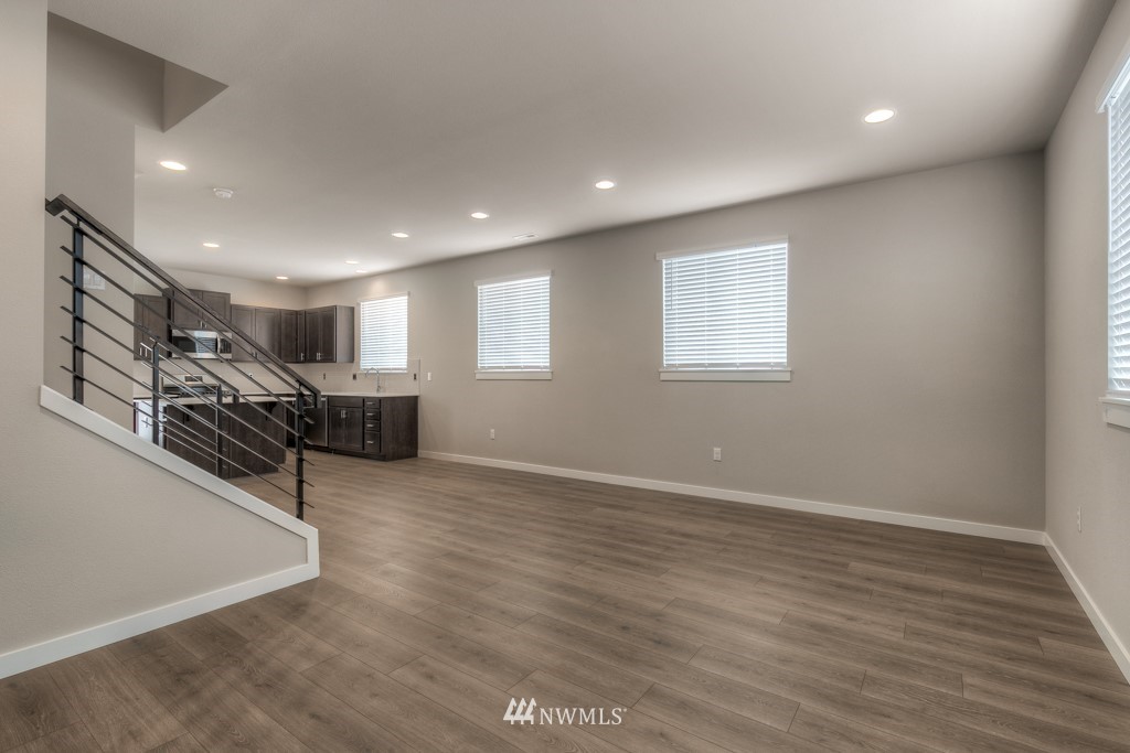 3517 193rd Street Southeast, Unit 18 Bothell, WA 98012 - Photo 7 of 19 Gallery Image 7
