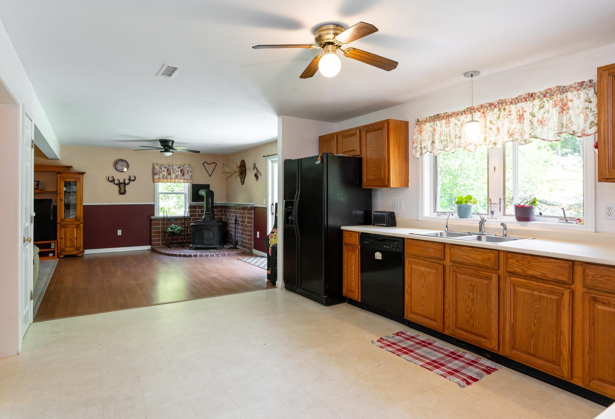 988 Greenville Road Greenville, NH 03048 - Photo 12 of 49