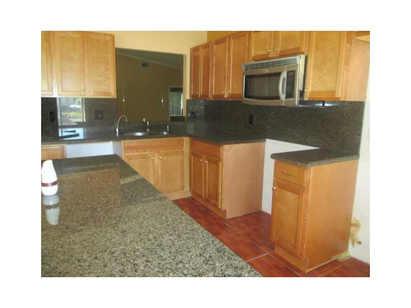 3329 Inverrary Boulevard Lauderhill, FL 33319 - Photo 4 of 14 Kitchen