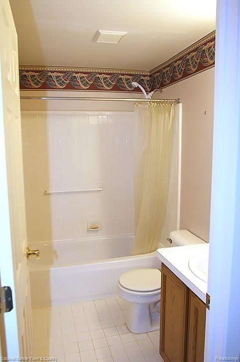 30780 Golden Ridge Novi, MI 48377 - Photo 27 of 34 Gallery Image 27