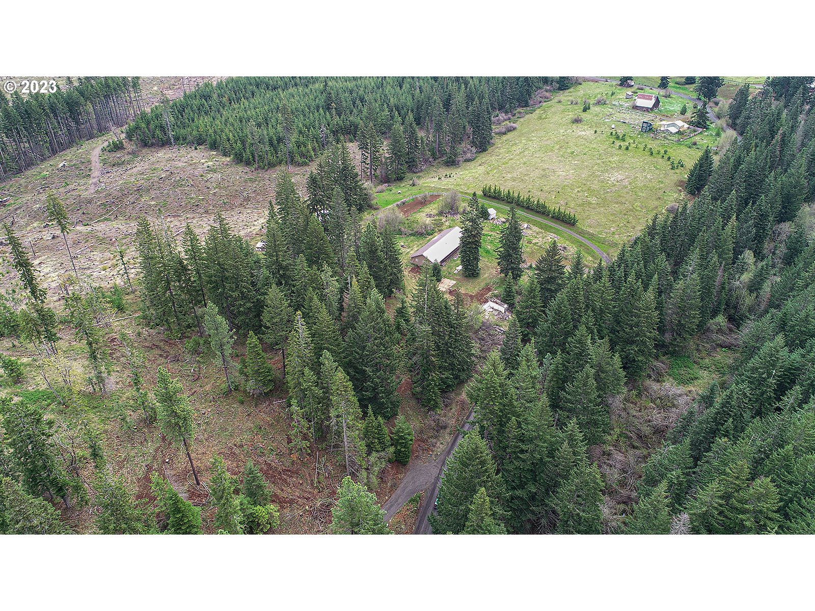 189 Acme Road White Salmon, WA 98672 - Photo 47 of 48 a upper view of a house