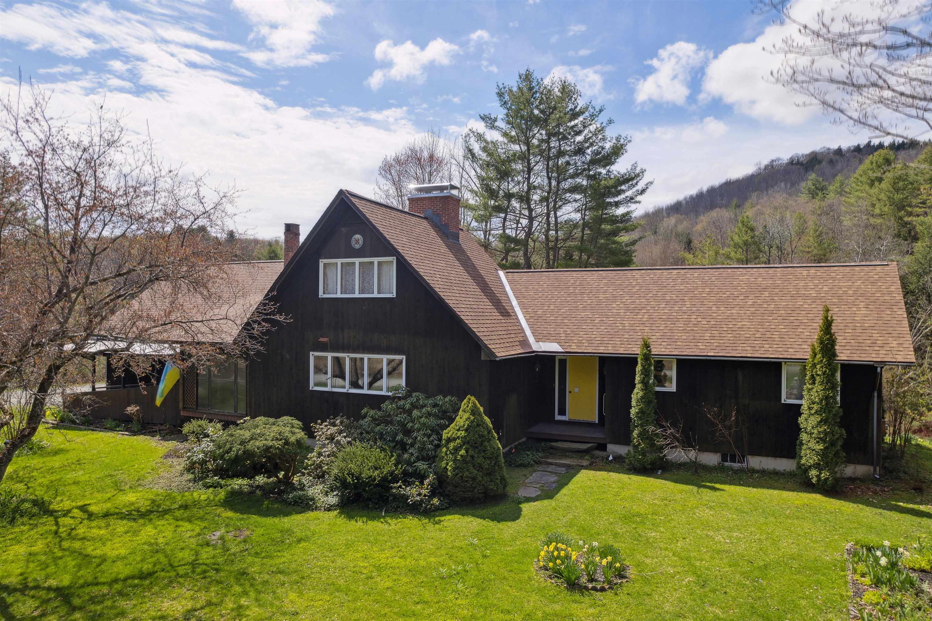 717 Allen Hill Road Pomfret, VT 05053 - Photo 1 of 25