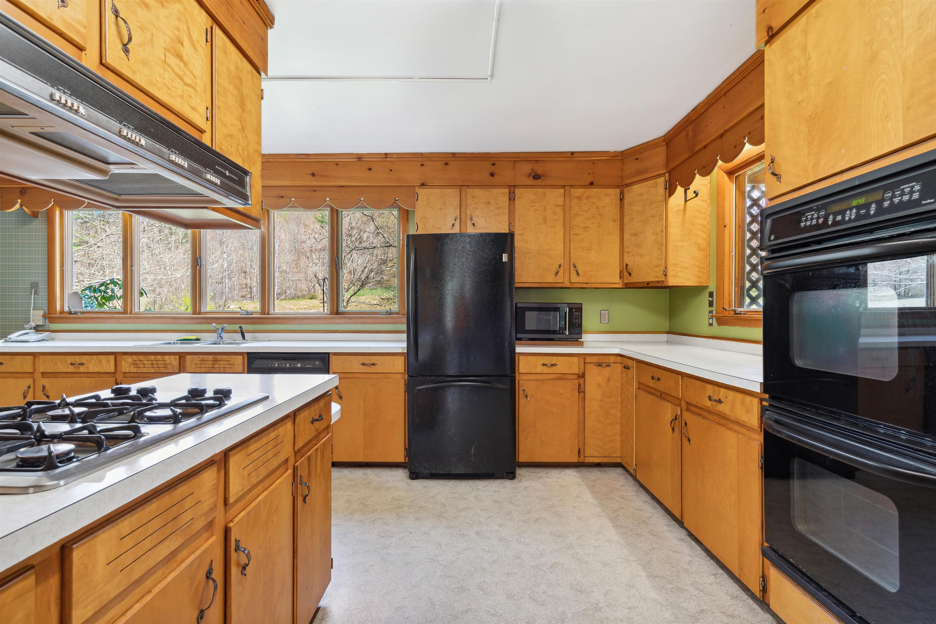 717 Allen Hill Road Pomfret, VT 05053 - Photo 4 of 25