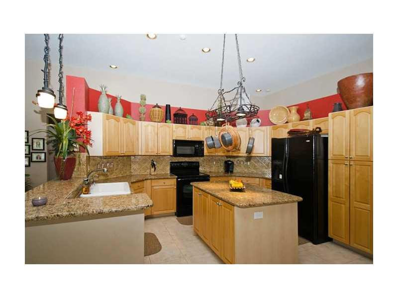 359 Mallard Road Weston, FL 33327 - Photo 13 of 20 Kitchen