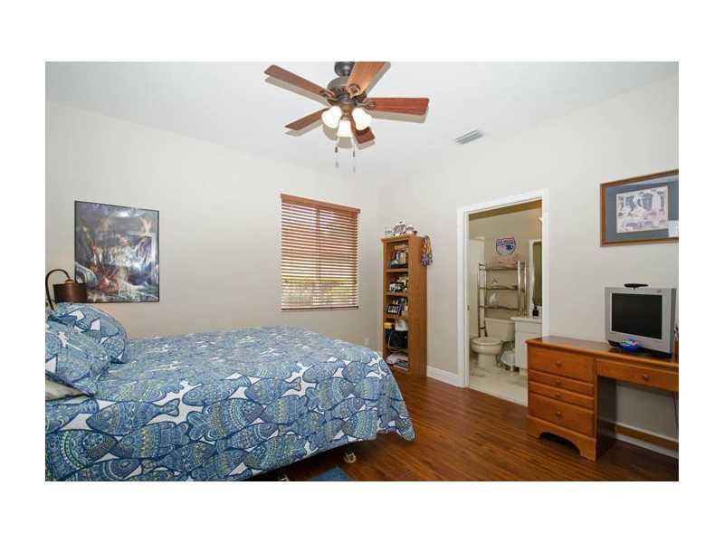 359 Mallard Road Weston, FL 33327 - Photo 5 of 20 Bedroom
