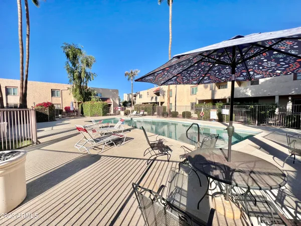 $1,585 | 3313 North 68th Street, Unit 218E, Scottsdale, AZ 85251