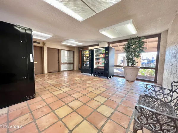 $1,585 | 3313 North 68th Street, Unit 218E, Scottsdale, AZ 85251
